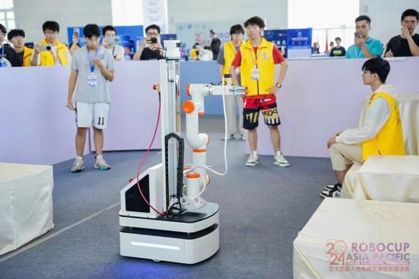 2024世界智能产业博览会丨2024亚太机器人世界杯天津国际邀请赛开幕(图4)