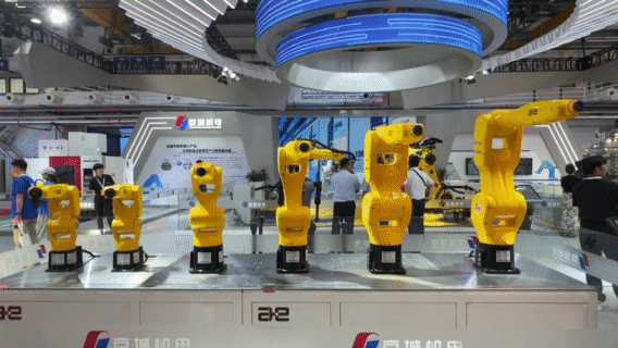 Emc易倍体育：2024世界机器人大会：泡沫、热潮、现实与未来｜甲子光年(图19)