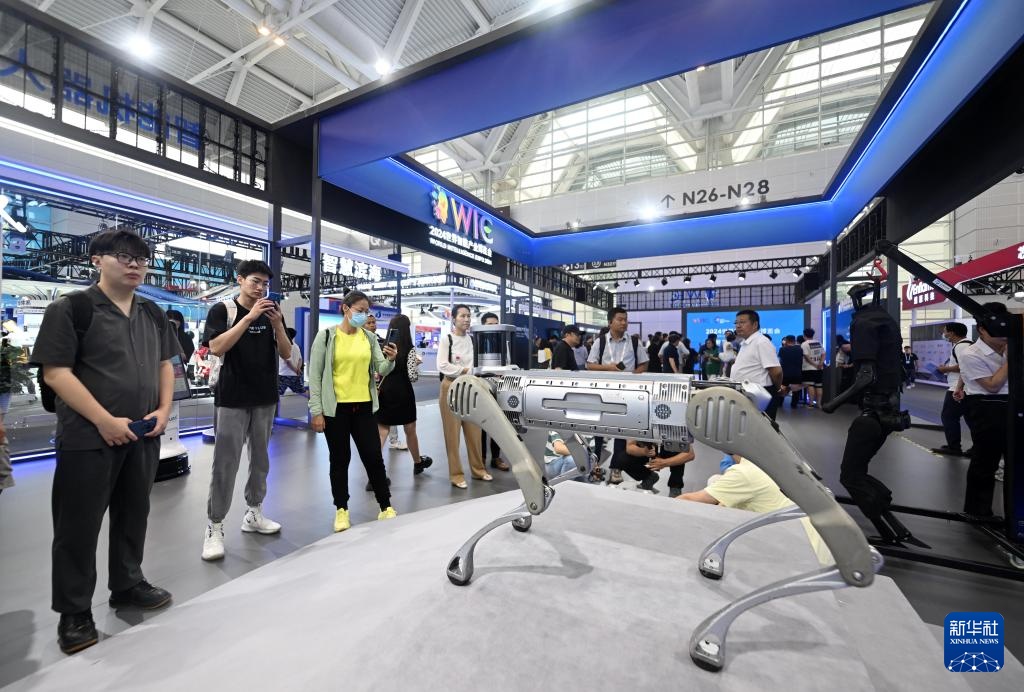 看“智”造——机器人带来新体验(图8)