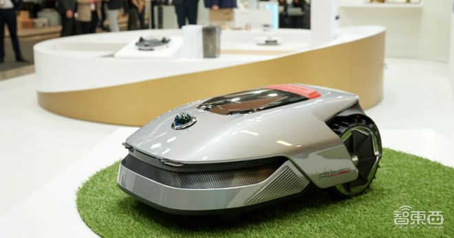 CES2024丨国产机器人爆火连微软CEO纳德拉都来参观(图9)