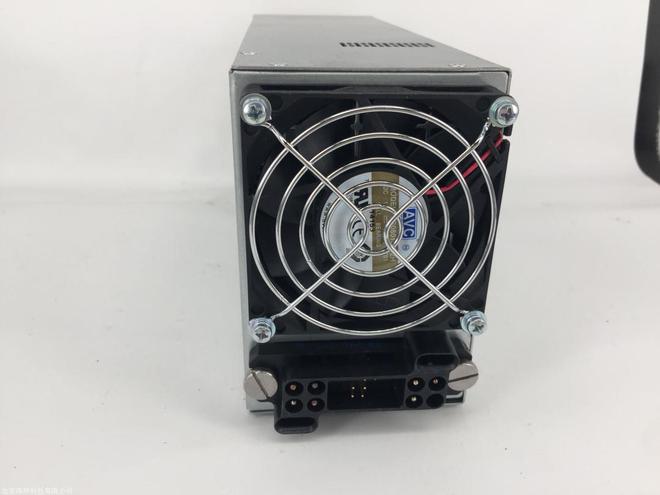 专为大模型打造：中兴推出旗舰GPU处理器能耗比表现优秀(图4)