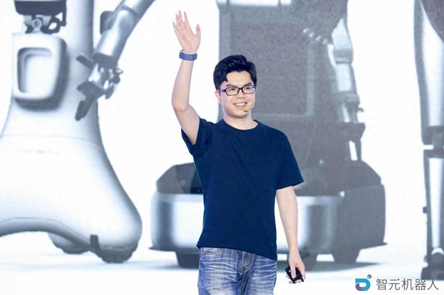 智元发布五款商用人形机器人