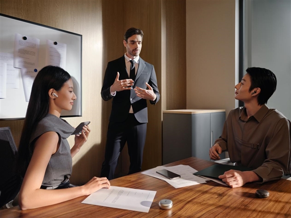 易倍体育网站：从产品创新到销量第一未来智能如何跑通AIGC商业化(图2)