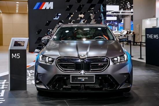 Emc易倍体育：以创新赋能驾趣宝马携BMWM产品阵容亮相进博会(图2)