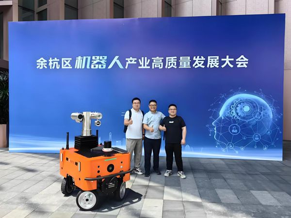 机器人产业迎新篇章：旗晟智能展示最新技术成果(图2)