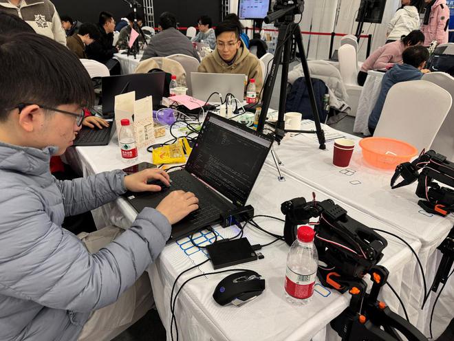 开发者挑战：两天内机械臂从零件到“茶艺师”GDC工作坊解锁AI新玩法(图3)