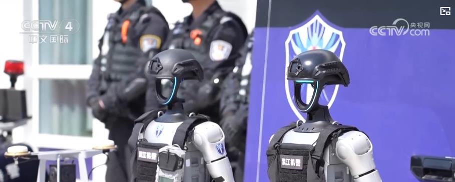 易倍体育网站：从实验室迈向产业化人形机器人在各行各业加速落地(图2)