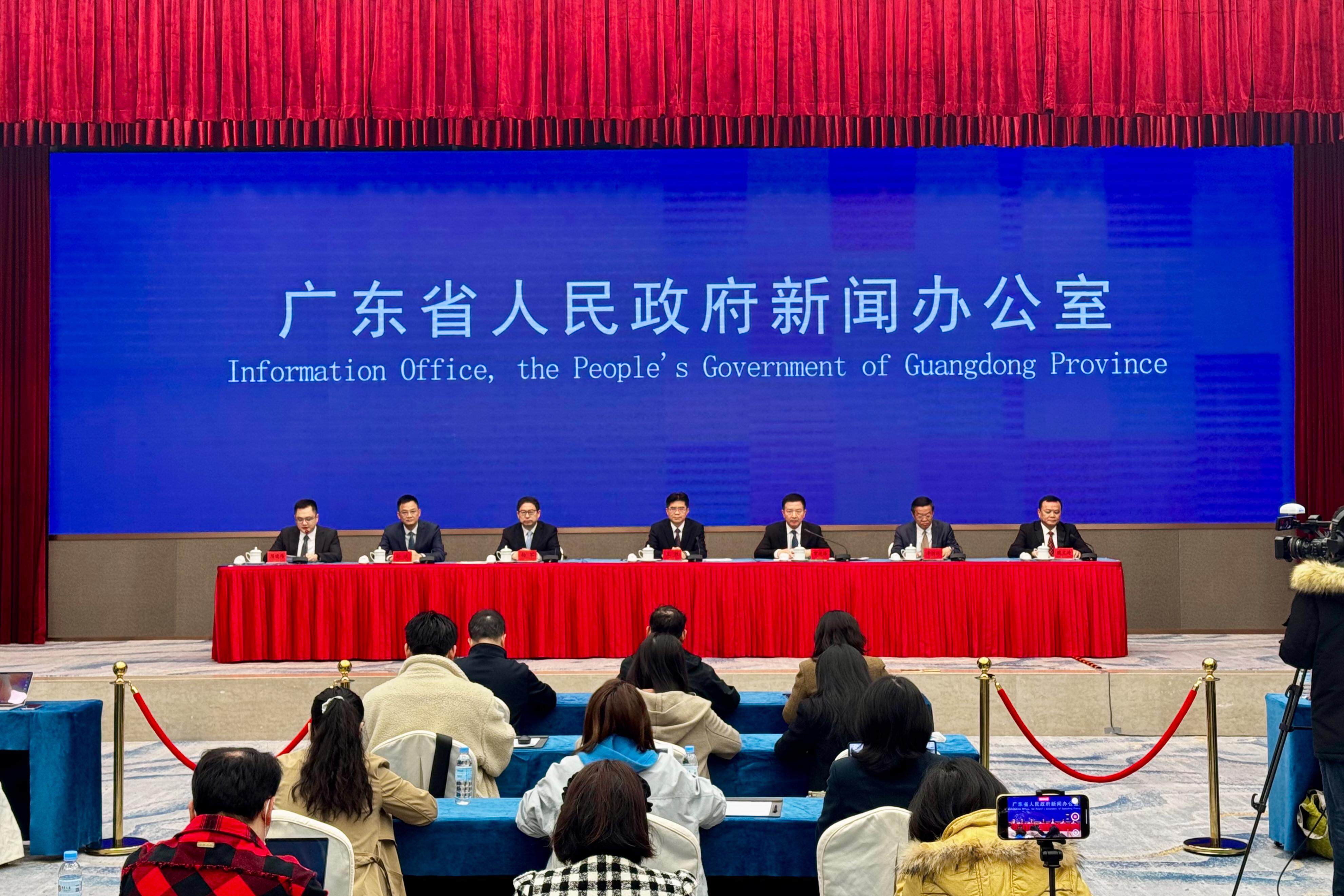 广东省科学技术厅副厅长杨军:“粤字号”人工智能、机器人能“打”