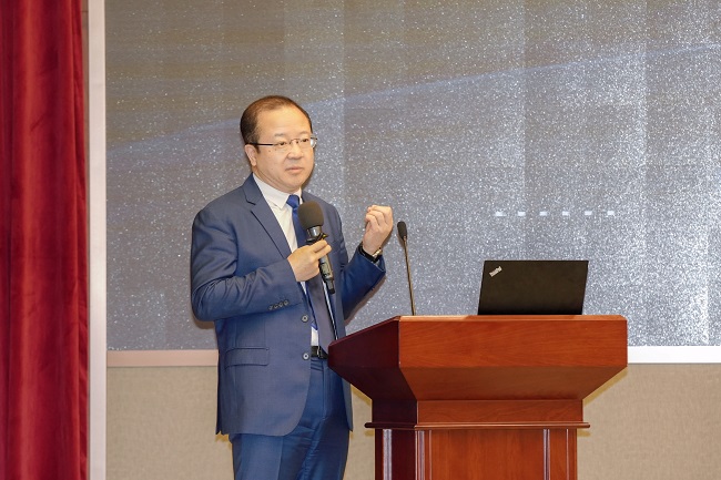 易倍体育网站：深开鸿王成录：中国机器人产业进入“群体智能”新时代(图2)