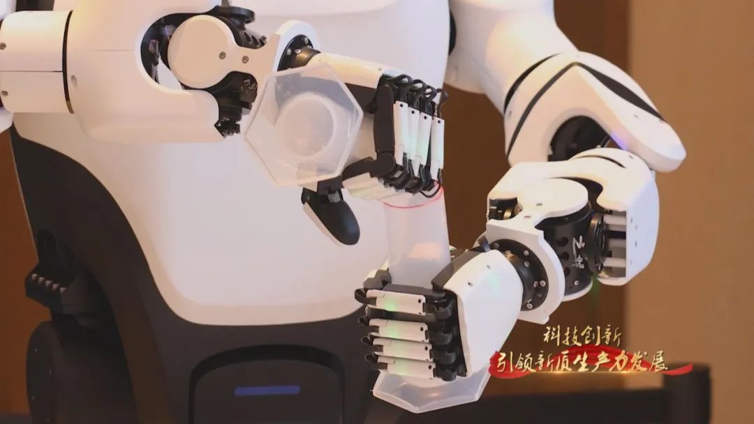 【科技创新引领新质生产力发展】抢滩具身智能新赛道安徽人形机器人产业加速“奔跑”(图5)