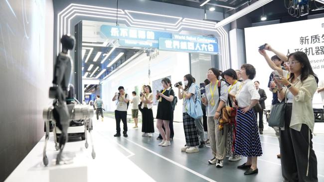 在北京机器人“闯”出大世界创新成果遍地开花(图2)
