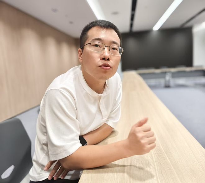 WAIC观察：大模型在落地机器人在风口(图3)