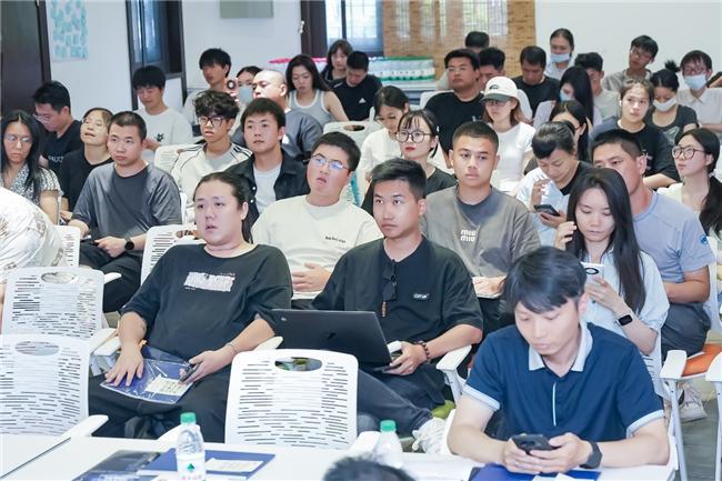 “锦绣花木·益企同行——科技驱动智能硬件发展论坛”圆满落幕(图5)