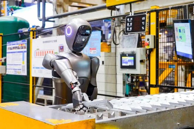 方洪波迎战雷军祭出两大Agent(图2)