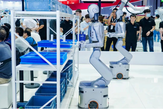 易倍体育网站：从机械臂到人形机器人越疆机器人具身工业率先登场(图6)