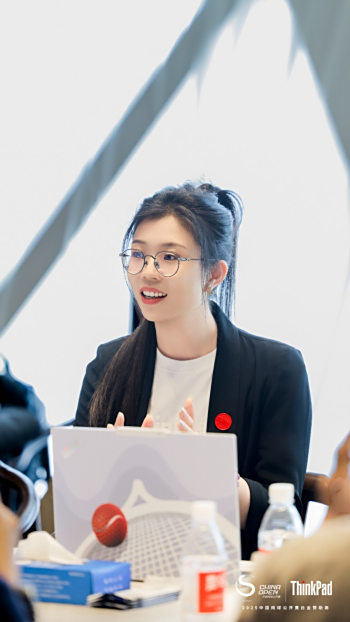 易倍体育网站：从小红帽到天禧智能体ThinkPad“让PC成为CP”(图3)