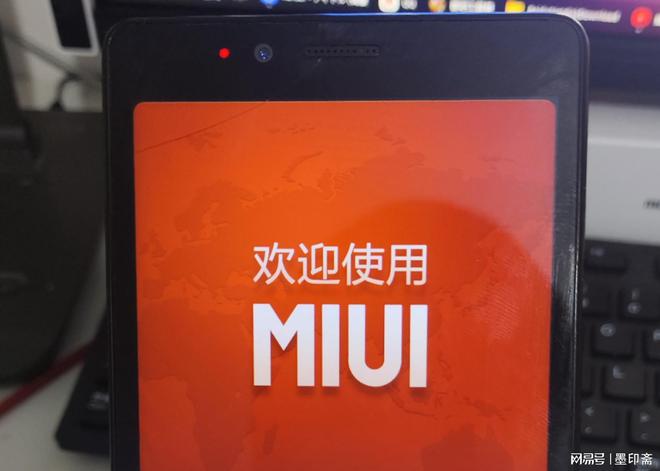 易倍体育网站：苹果砍停下一代VisionPro押注两款智能眼镜AI硬件风向变了？(图9)