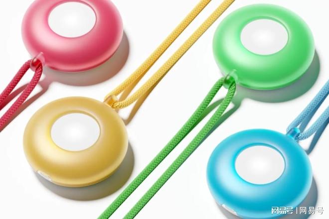 易倍体育网站：AI吊坠：会吵架、仅4小时续航(图4)