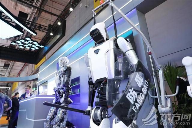Emc易倍体育：大国“展”略｜从机械臂到具身机器人：进博会见证制造业“智变”(图11)