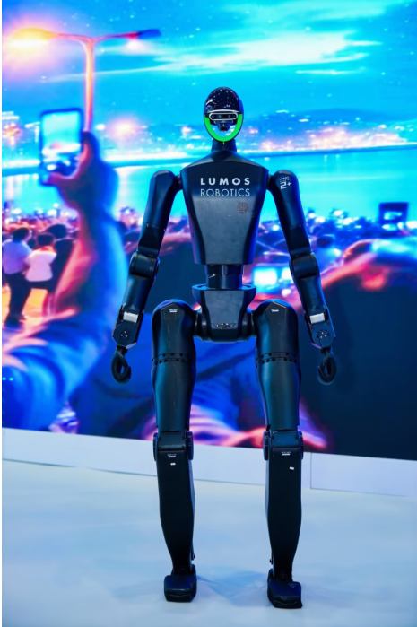 鹿明机器人携硬核产品亮相高交会彰显具身智能创新实力(图2)