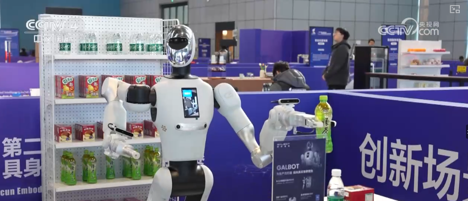 易倍体育网站：观察·中国引领机器人产业变革“硬科技突破+场景化落地”双向发力加速迭代(图5)