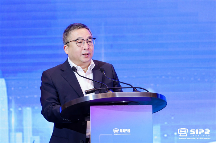 易倍体育网站：2024宝山·智能机器人产业大会举行成立机器人产业专家委员会(图1)