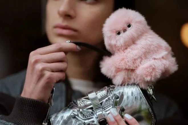 Emc易倍体育:硬迹特辑2025年消费类AI硬件事件年度回顾(图69)