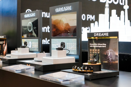 从指尖闪耀全球｜追觅AI智能硬件携新品震撼亮相CES2026！