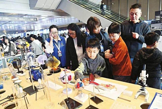 人工智能+赋能山西“智见未来聚力向新”！2026山西“人工智能+”产业融合大会在太原举办(图4)