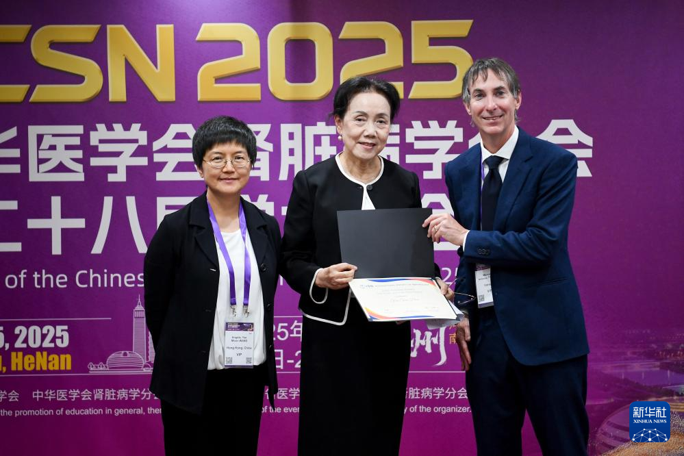 时代人物丨“三牛”院士侯凡凡(图2)