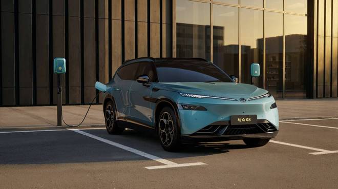 敢为此刻闪耀滇峰ID与众08云南新双立分会场正式上市(图7)