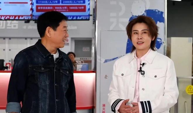 王濛代言的方盒子19万开卖头顶激光雷达底盘能“预瞄”路况(图20)